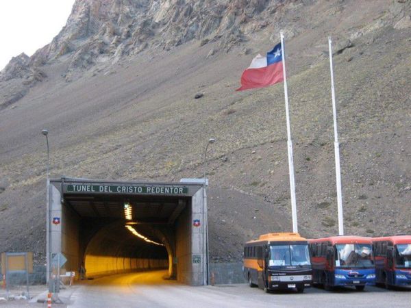 Paso fronterizo  de Chile se mantiene abierto para exportaciones