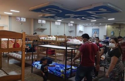 Tras quejas, compatriotas serán trasladados a otros albergues
