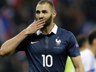 Benzema genera polémica en Francia con críticas a sus internacionales