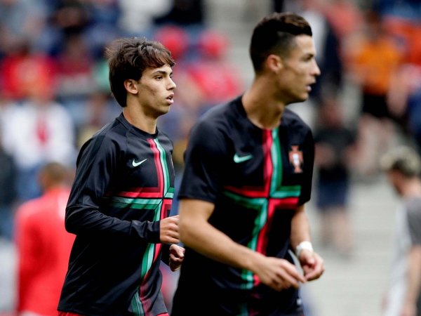 Cristiano, Mourinho y Joao Félix entre los donantes de 150.000 mascarillas