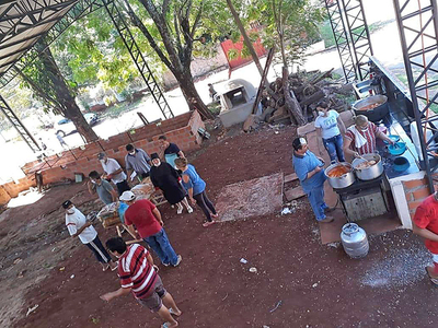 Comunidad religiosa realizó “olla popular”.