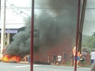 "Tiene hambre la gente", lamentó un joven