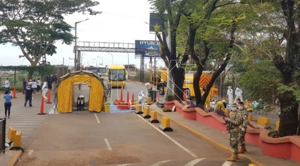 Las fronteras seguirán cerradas e instan a no llegar a Ciudad del Este