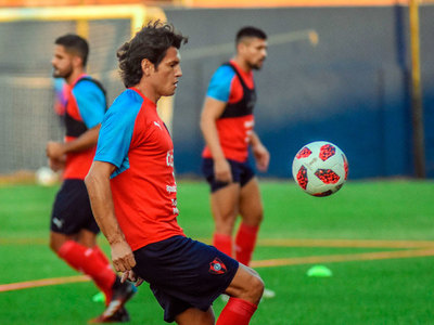 Nelson Haedo: Solidaridad, familia y fútbol