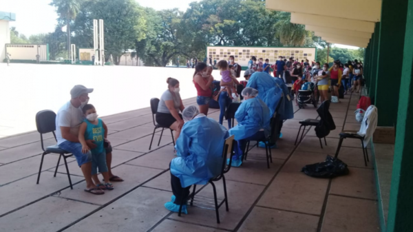 HOY / Banda militar ameniza la cuarentena en la Academil de Capiatá