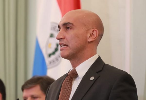 Ministro reporta mínimo aumento en casos de coronavirus