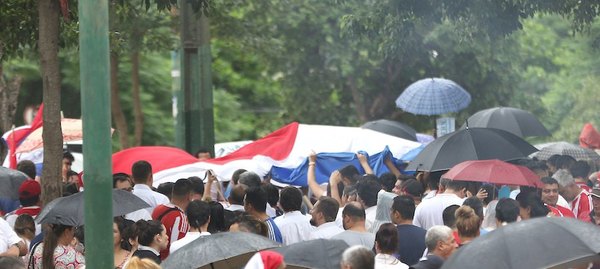 Recortes ápeha pépe, peroya piden más | Crónica