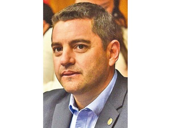 Cartistas proponen que los recortes sean permanentes