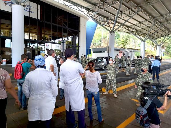 Los médicos no aceptan más albergues en el Este