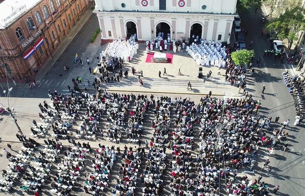 Iglesia católica anuncia que celebraciones de Semana Santa serán a puertas cerradas - Nacionales - ABC Color