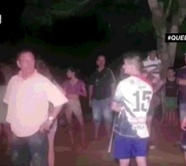 Violenta reacción de vecinos contra personas en cuarentena - Paraguay.com
