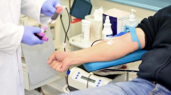 Plasma de pacientes curados de COVID-19 podría utilizarse para tratamiento de casos positivos