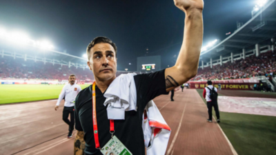 Cannavaro llama a despertar el espíritu de lucha