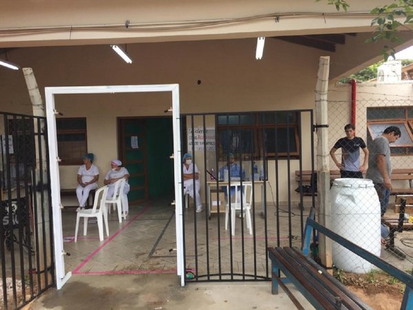 Coronavirus: Donan aspersor desinfectante automático a hospital