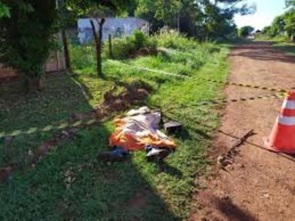 Vecinos encuentran cadáver en una vereda de Encarnación