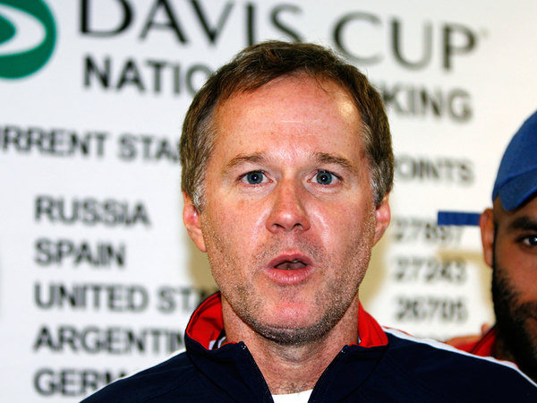 Patrick McEnroe confirma que tiene coronavirus