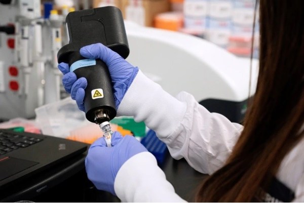 Universidad de Oxford probará vacuna contra el COVID-19 en más de 500 voluntarios