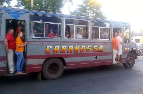COVID-19: Dinatran dispone suspensión de circulación de buses durante Semana Santa  - Periodísticamente - ABC Color