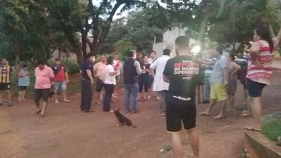 Vecinos lalaron contra un grupo de los aislados | Crónica