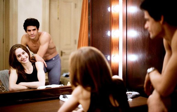 Ensayos a distancia para bailarines - Artes y Espectáculos - ABC Color