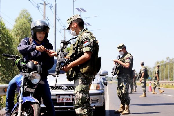 Controles por la cuarentena se intensifican desde hoy, pero circulación en las calles va en aumento - Nacionales - ABC Color