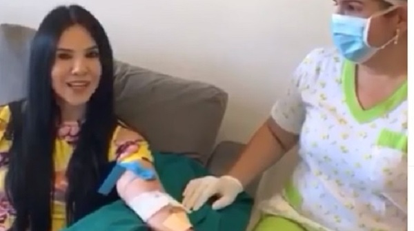Norita Rodríguez donó sangre desde la comodidad de su hogar 