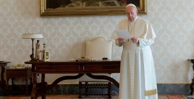 El papa Francisco rezó por los medios de comunicación que acompañan a la gente en épocas de cuarentena - ADN Paraguayo
