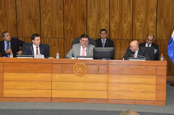 Senado rechaza que se unifiquen elecciones en el 2023 y decide prorrogar para el año que viene las municipales - ADN Paraguayo