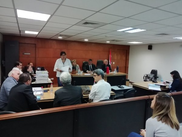 Multan a Camilo Soares, Guachiré y abogados por reiteradas chicanas