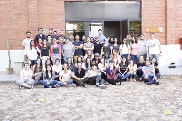 Publicitaria celebra sus 52 años