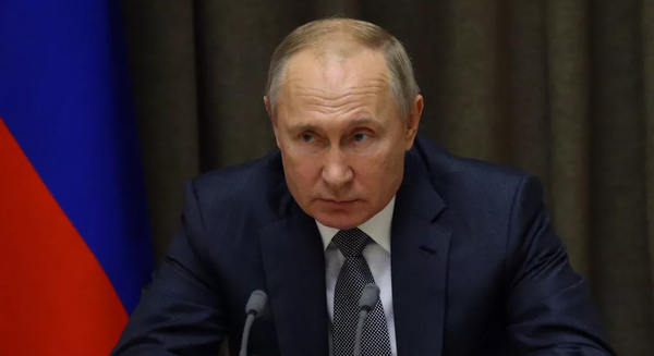 Putin firma ley que estipula 7 años de prisión por violación de cuarentena