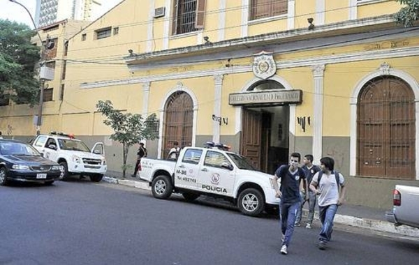 HOY / Estudiantes denuncian irregularidades en entrega de alimentos del MEC