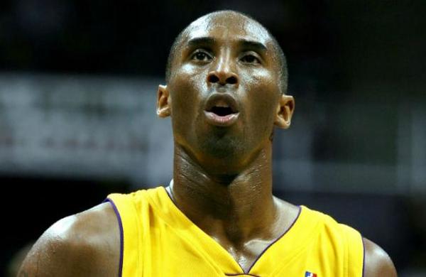 La exorbitante cifra que pagaron por la última toalla de Kobe Bryant - C9N