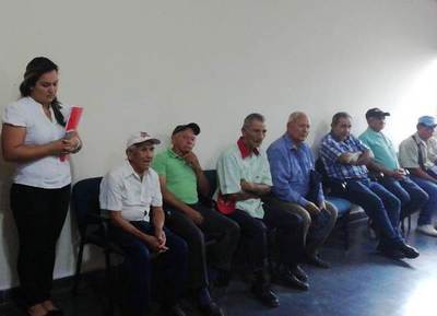 Nuevos beneficiarios de la tercera edad cobrarán subsidio desde fin de abril | Radio Regional 660 AM