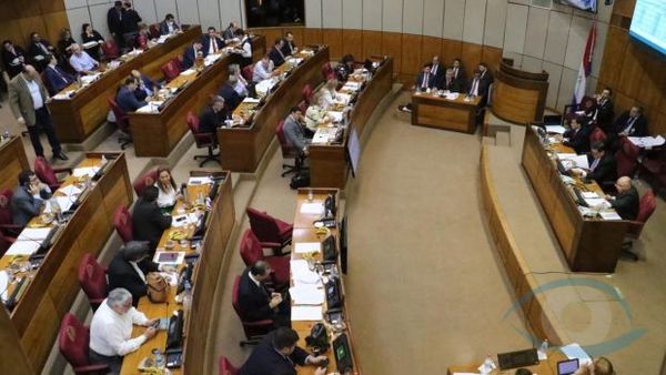 Senado aprueba extensión excepcional del mandato de autoridades municipales
