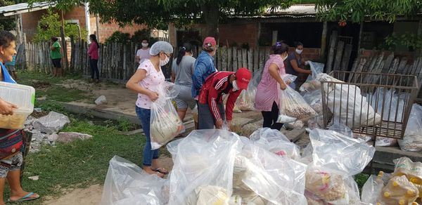 Entregan 1.600 kits de víveres a familias en el Alto Paraguay