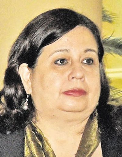 “Pokarê oî,  pokarê ha’e redistributiva”, ohustifika senadora - ABC Remiandu - ABC Color