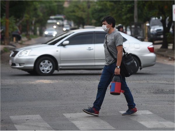 Ocho casos positivos de Covid-19 y la cifra se eleva a 77 en el país