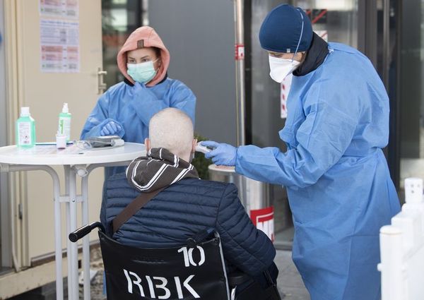 Lo que los médicos aprenden “al vuelo” del covid-19 - Mundo - ABC Color