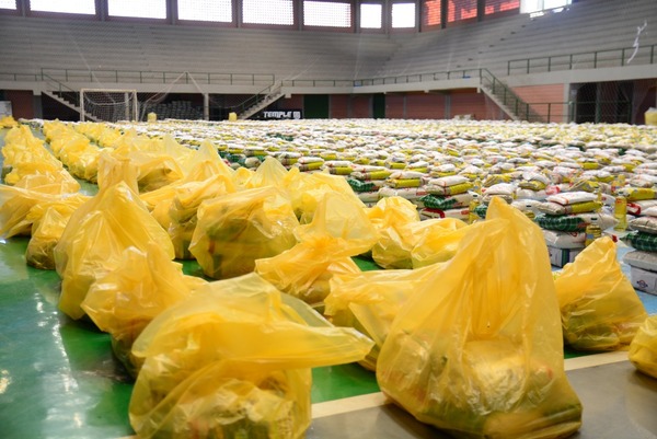 Comuna está entregando INCOMPLETO los kits de alimentos destinados a familias POBRES