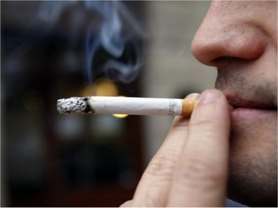 Estudiantes de Medicina se acoplan al pedido de aumento del impuesto al tabaco