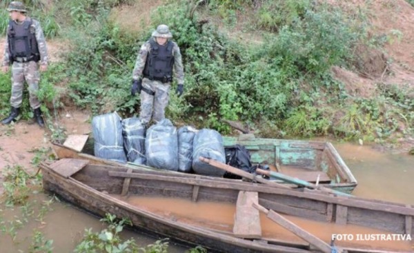 Casi una veintena de canoas incautadas en la vera del Río Paraná
