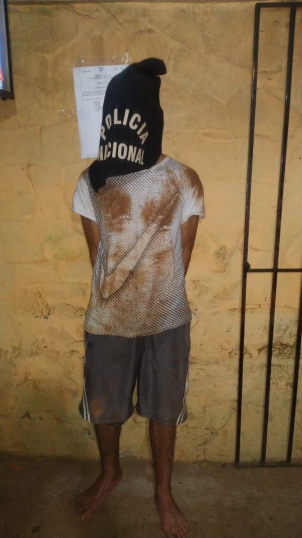 Detenido por hurtar zapatos en microcentro esteño - ABC en el Este - ABC Color