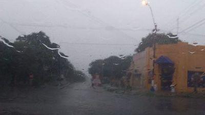 Copiosa lluvia en San Juan Bautista - Nacionales - ABC Color