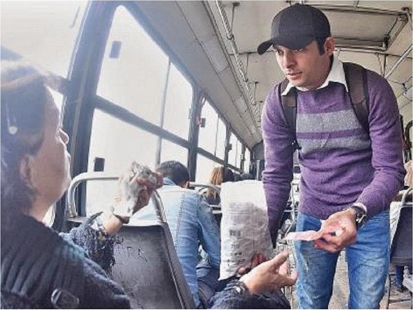 Vendedores ambulantes piden al Gobierno apurar asistencia