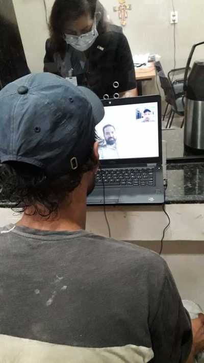 Implementan videollamadas con defensores públicos en Penitenciarías » Ñanduti