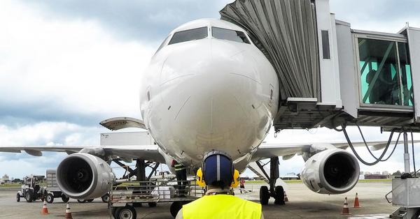 Latam solo operará el 5% de sus vuelos de pasajeros en abril