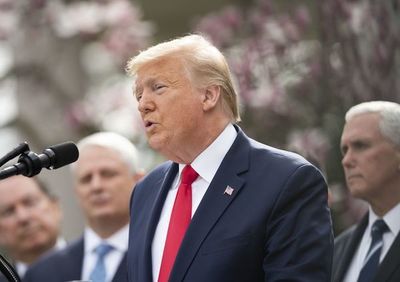 Trump anuncia acuerdo entre Rusia y Arabia Saudí para subir precio del crudo