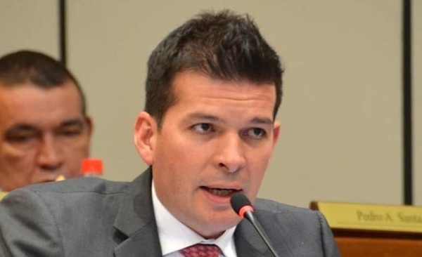 HOY / Senador Sergio Godoy, sobre el proyecto de ley de recorte de privilegios