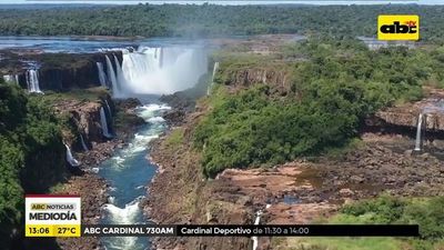 Las cataratas del Yguazú sin su espectáculo - ABC Noticias - ABC Color